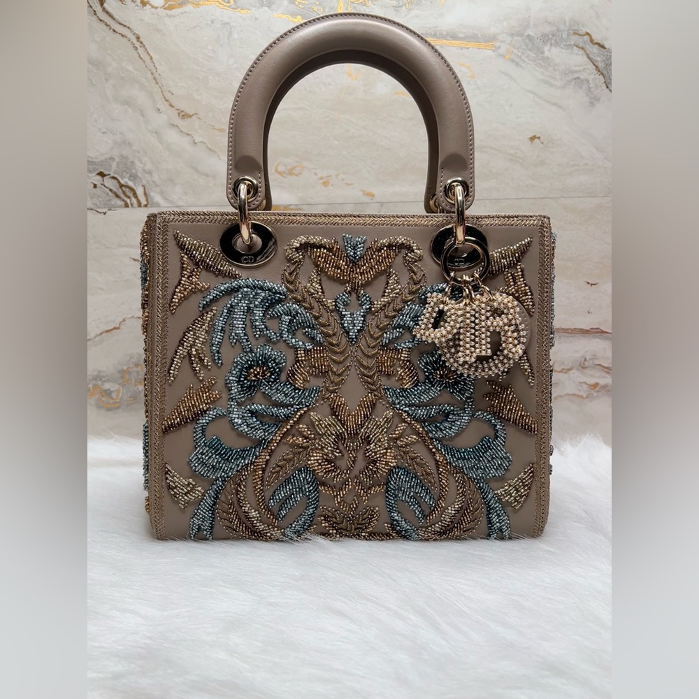 🔥 SOLD#0303500BL RARE Embroidered Lady Dior